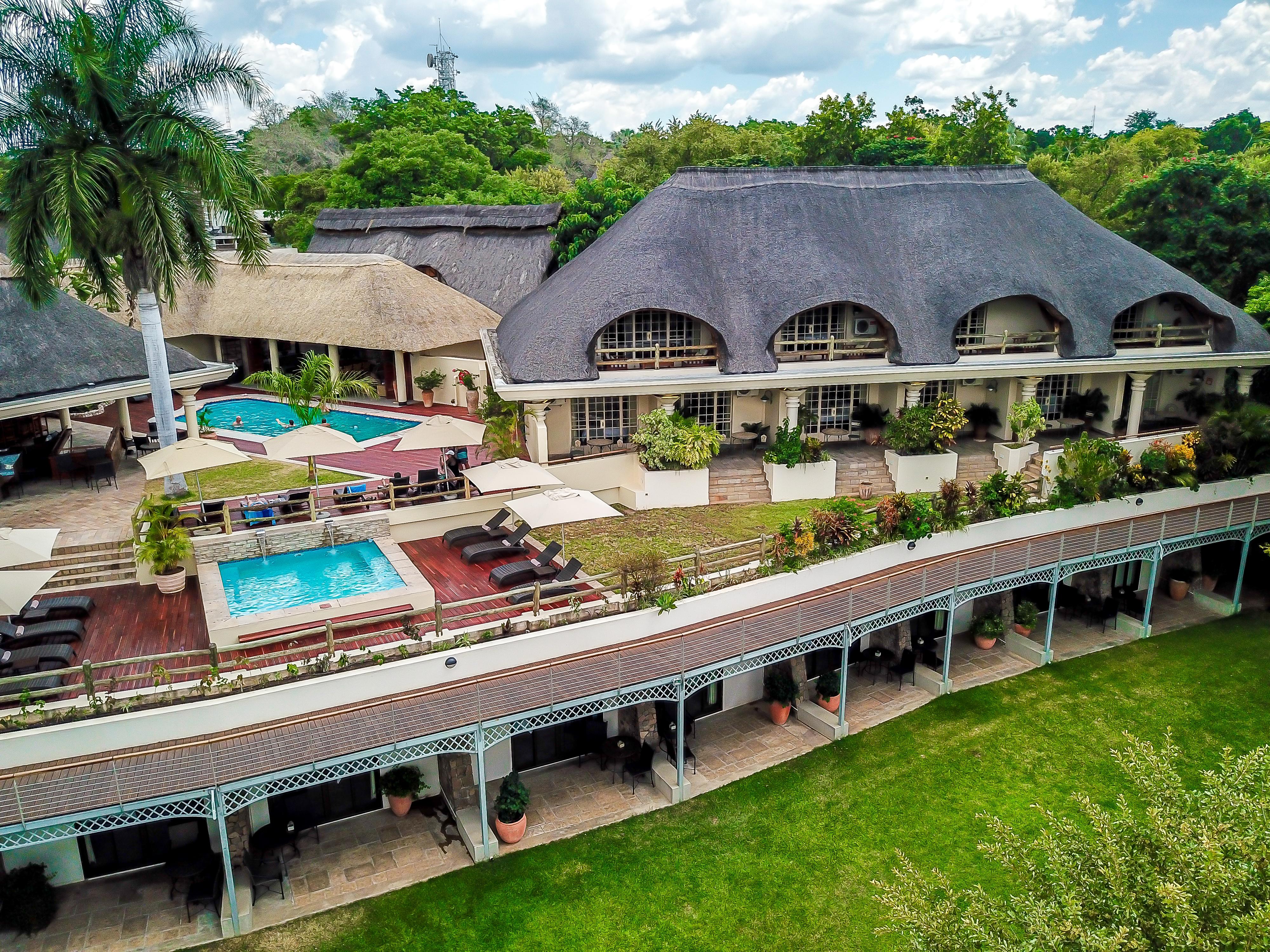 Ilala Lodge Hotel Victoria Falls Ngoại thất bức ảnh