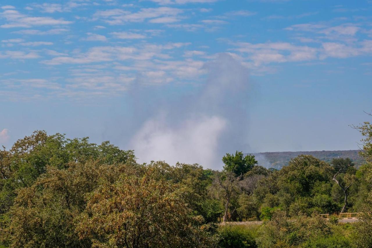 Ilala Lodge Hotel Victoria Falls Ngoại thất bức ảnh