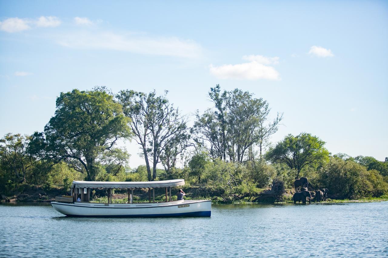 Ilala Lodge Hotel Victoria Falls Ngoại thất bức ảnh